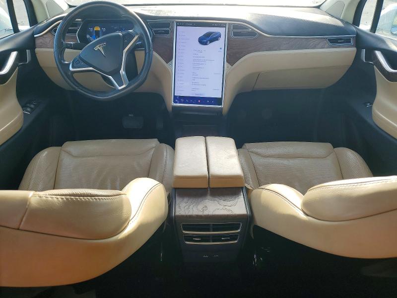 Продаж на аукціоні авто 2016 Tesla Model X, vin: 5YJXCBE2XGF027259, номер лоту: 48038026