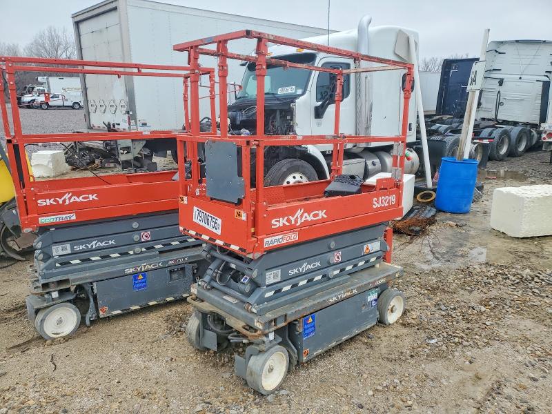 Продажа на аукционе авто 2021 Skyjack Industrial Equipment, vin: A100011196, номер лота: 79706755