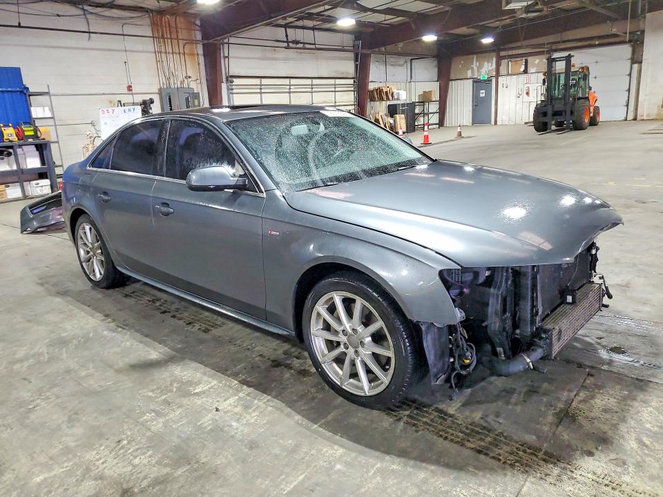 79013335 :رقم المزاد ، WAUBFAFL4GN006747 vin ، 2016 Audi A4 مزاد بيع
