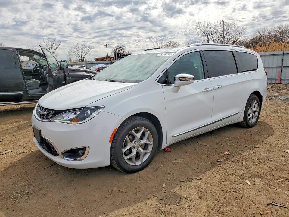 47183216 :رقم المزاد ، 2C4RC1GGXLR132197 vin ، 2020 Chrysler Pacifica مزاد بيع