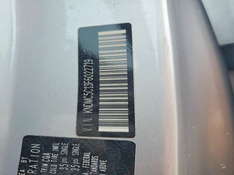 46507186 :رقم المزاد ، KNDMC5C13F6022719 vin ، 2015 Kia Sedona مزاد بيع
