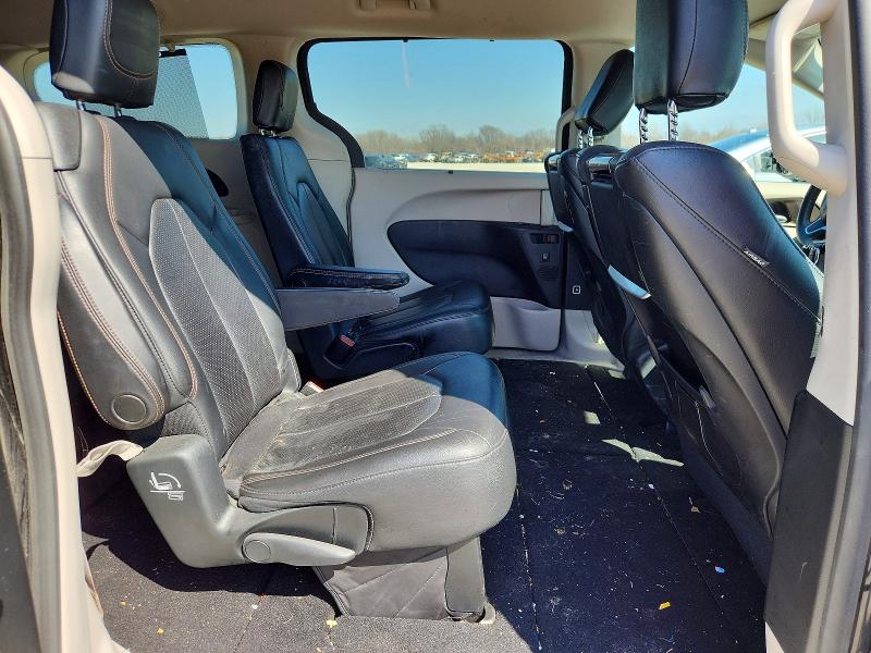 2018 Chrysler Pacifica მანქანა იყიდება აუქციონზე, vin: 2C4RC1EG7JR352381, აუქციონის ნომერი: 79550055