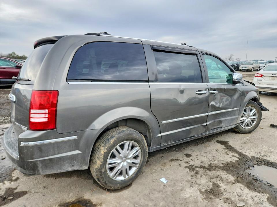 2010 Chrysler Town & Country მანქანა იყიდება აუქციონზე, vin: 2A4RR7DX2AR322296, აუქციონის ნომერი: 79426395