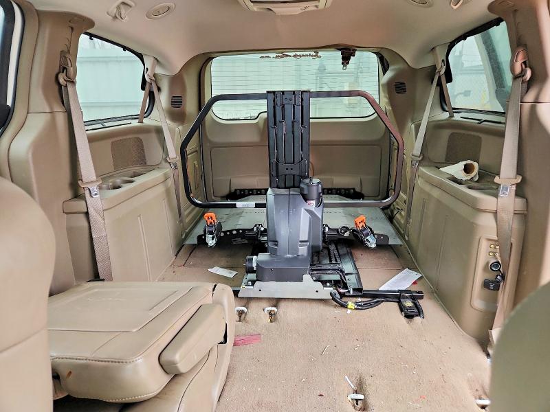 Продаж на аукціоні авто 2012 Chrysler Town & Country, vin: 2C4RC1GG1CR106958, номер лоту: 79799675
