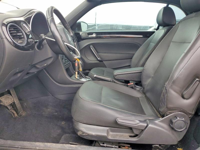 46029746 :رقم المزاد ، 3VW517AT8EM819456 vin ، 2014 Volkswagen Beetle مزاد بيع
