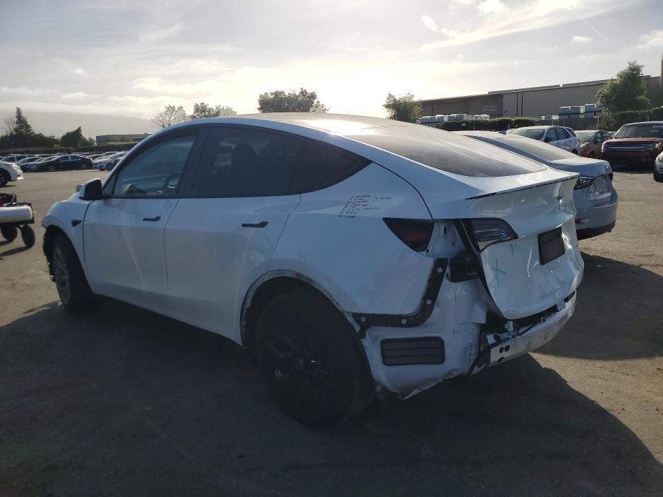41612706 :رقم المزاد ، 7SAYGAEE4PF716245 vin ، 2023 Tesla Model Y مزاد بيع