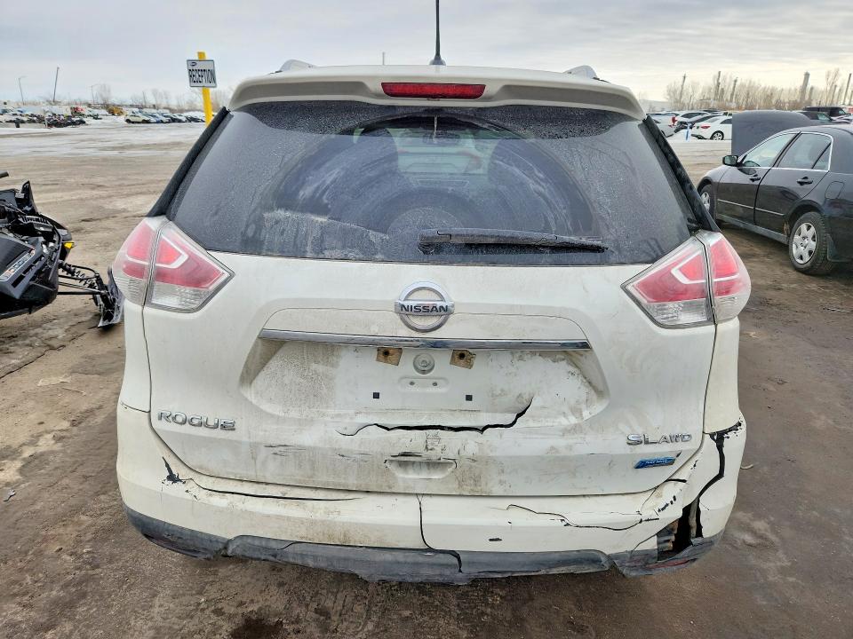 41589886 :رقم المزاد ، 5N1AT2MV1FC761877 vin ، 2015 Nissan Rogue مزاد بيع