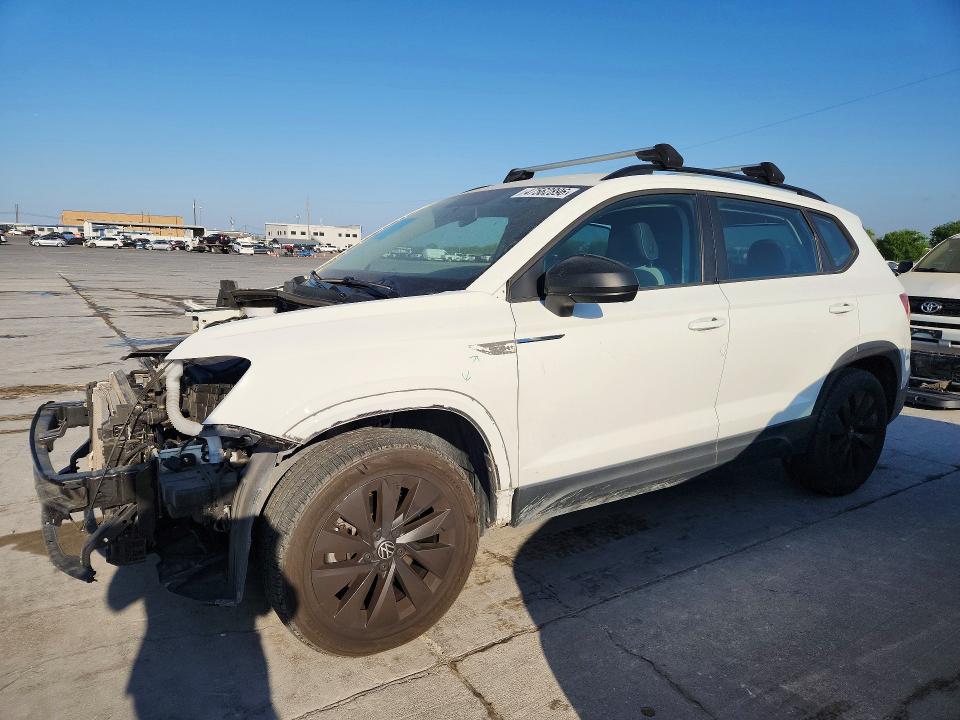 47562896 :رقم المزاد ، 3VVAX7B24NM078066 vin ، 2022 Volkswagen Taos مزاد بيع