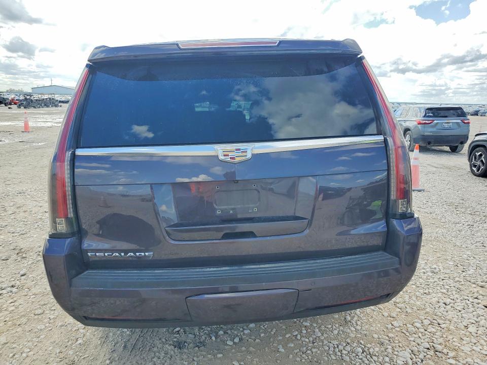 2016 Cadillac Escalade მანქანა იყიდება აუქციონზე, vin: 1GYS3JKJ8GR120950, აუქციონის ნომერი: 45933656