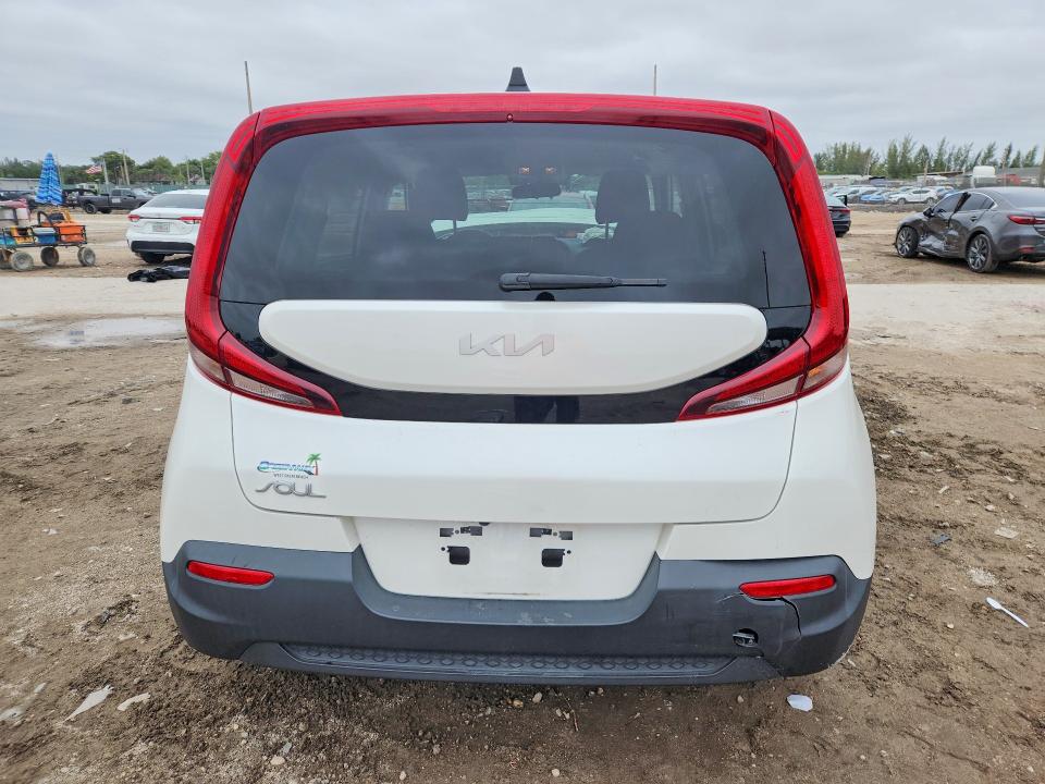 46500496 :رقم المزاد ، KNDJ23AUXN7835457 vin ، 2022 Kia Soul مزاد بيع
