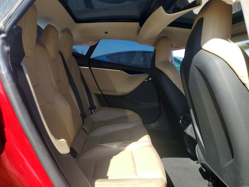 2015 Tesla Model S მანქანა იყიდება აუქციონზე, vin: 5YJSA1H27FFP70191, აუქციონის ნომერი: 46552966