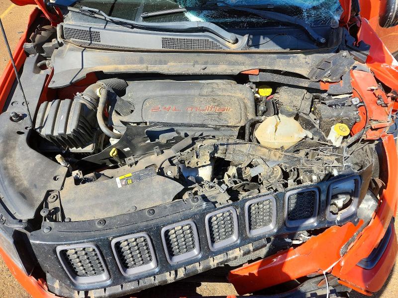 46940406 :رقم المزاد ، 3C4NJDDB2HT631174 vin ، 2017 Jeep Compass مزاد بيع