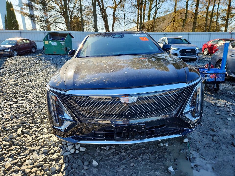 47228536 :رقم المزاد ، 1GYKPNRL0SZ313184 vin ، 2025 Cadillac Lyriq مزاد بيع