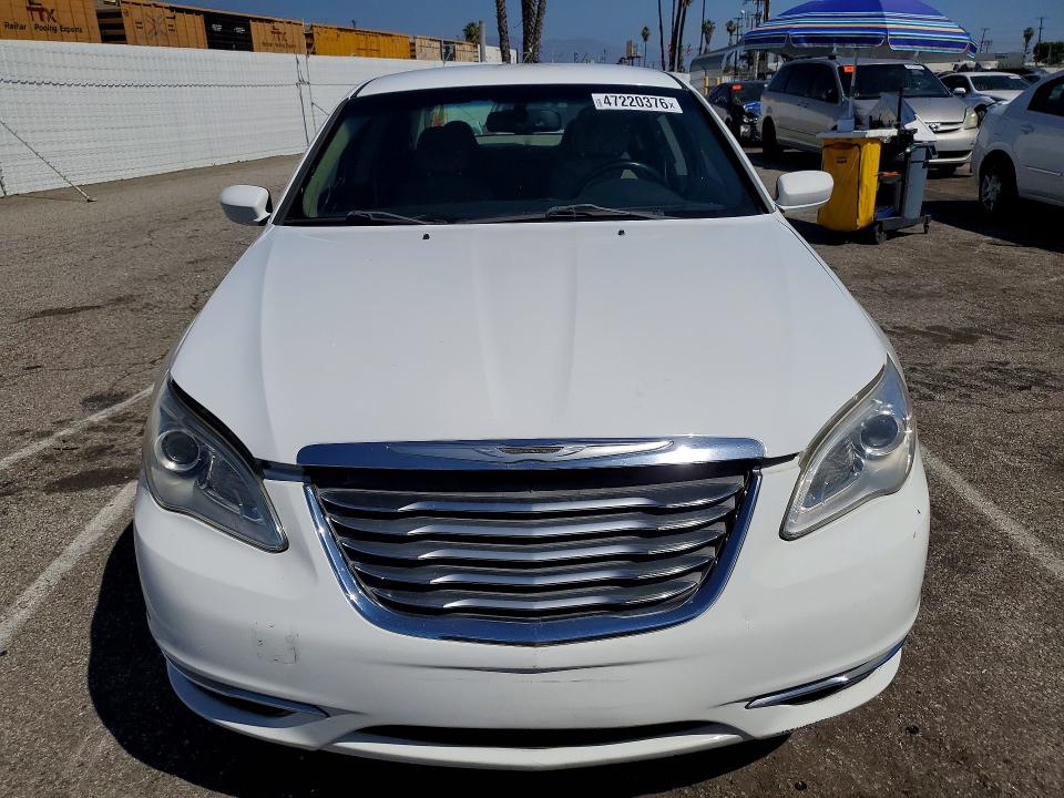 47220376 :رقم المزاد ، 1C3CCBBB1DN539741 vin ، 2013 Chrysler 200 مزاد بيع