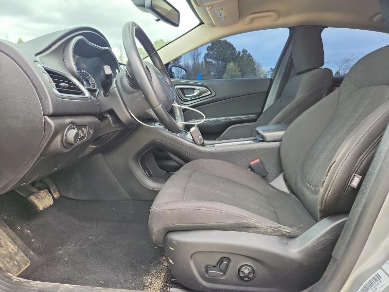 Продаж на аукціоні авто 2015 Chrysler 200, vin: 1C3CCCAB9FN702467, номер лоту: 41670756