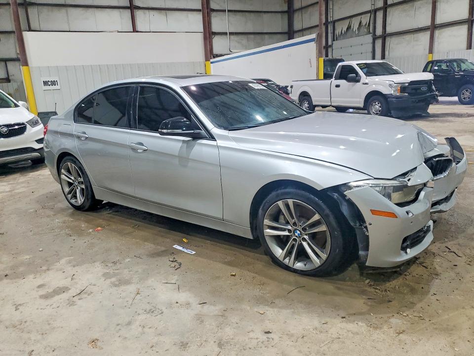 Продажа на аукционе авто 2014 Bmw 335, vin: WBA3B9C55EF588644, номер лота: 45796136