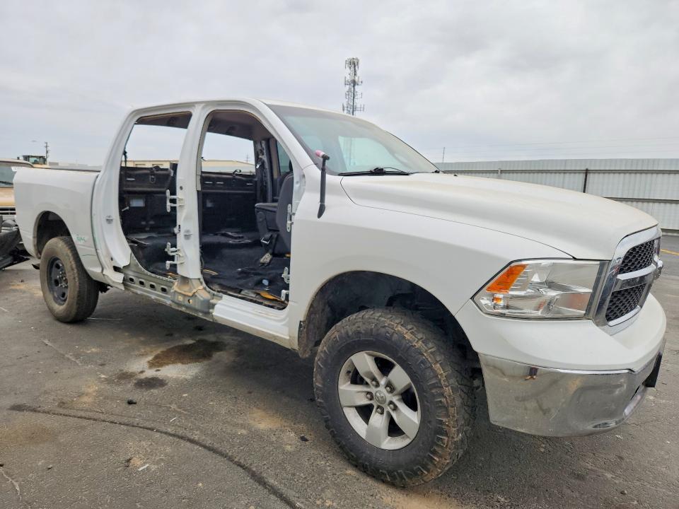 46653296 :رقم المزاد ، 1C6RR7LG2MS541521 vin ، 2021 Ram 1500 Classic مزاد بيع