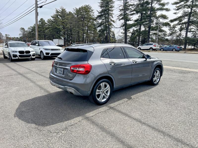 46932046 :رقم المزاد ، WDCTG4EB0JJ442812 vin ، 2018 Mercedes-benz Gla مزاد بيع