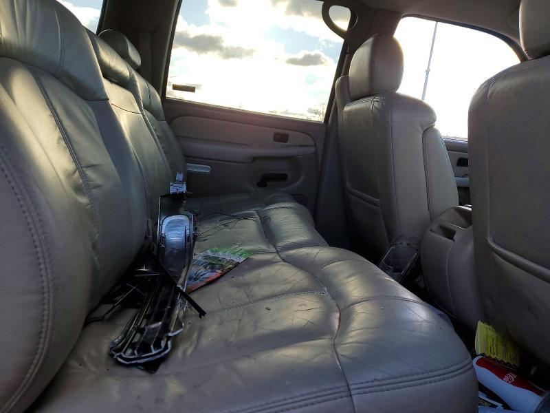 2001 Chevrolet Suburban მანქანა იყიდება აუქციონზე, vin: 3GNFK16T31G270663, აუქციონის ნომერი: 46086406