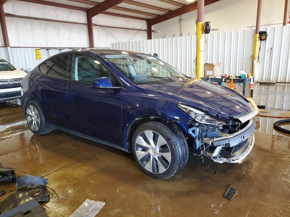 Продажа на аукционе авто 2024 Tesla Model Y, vin: 7SAYGDED4RF055778, номер лота: 79772745