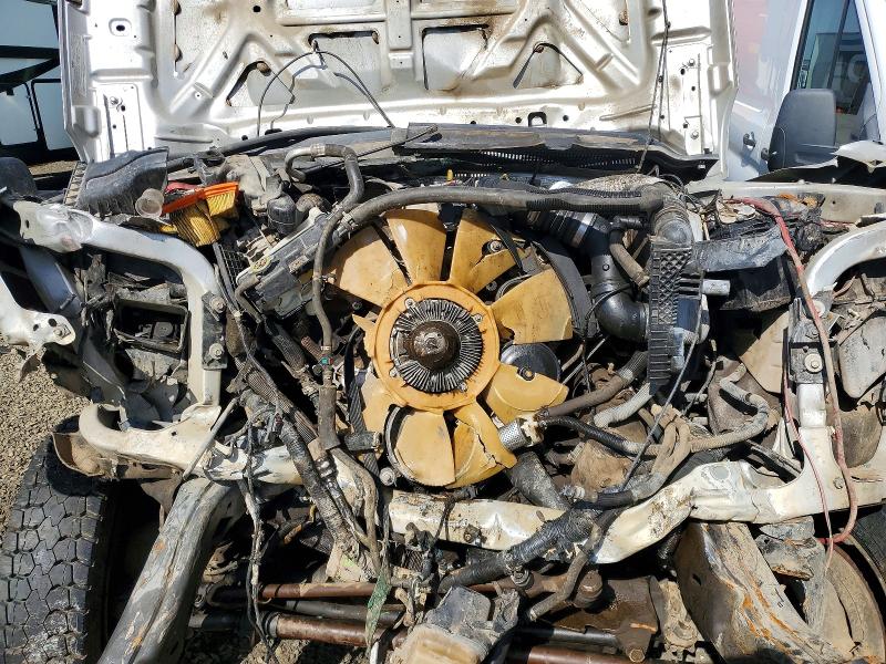 47107606 :رقم المزاد ، 1FDUF5HT1FED17157 vin ، 2015 Ford F550 مزاد بيع