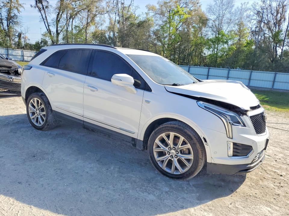 41761016 :رقم المزاد ، 1GYKNGRSXLZ144429 vin ، 2020 Cadillac Xt5 مزاد بيع