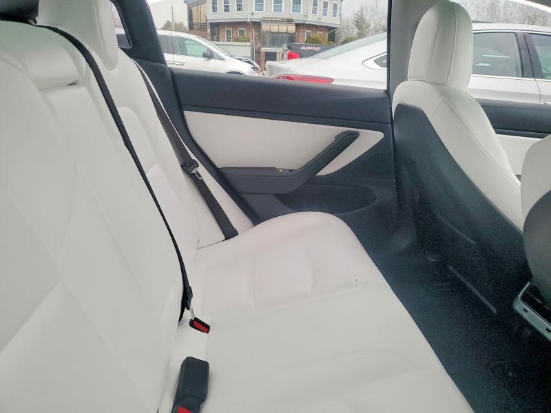 47691266 :رقم المزاد ، 5YJ3E1EB3KF195594 vin ، 2019 Tesla Model 3 مزاد بيع