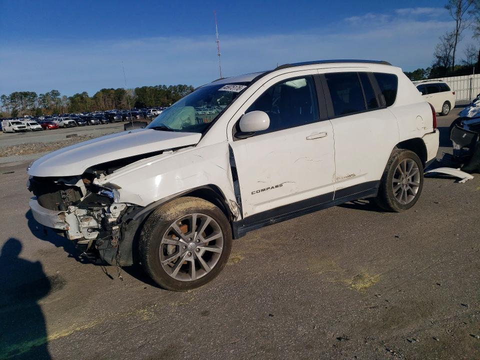 Auction sale of the 2016 Jeep Compass, vin: 1C4NJDEB1GD747078, lot number: 45975176