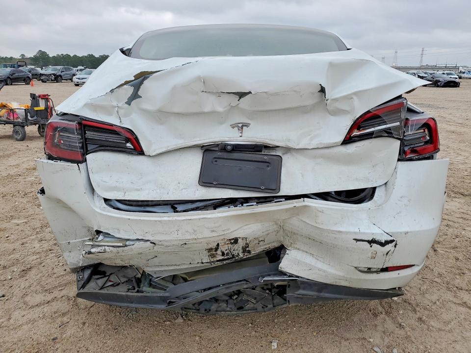 45471906 :رقم المزاد ، 5YJ3E1EA5PF606976 vin ، 2023 Tesla Model 3 مزاد بيع