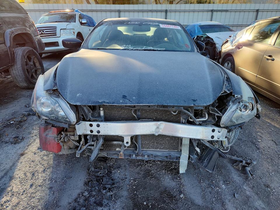 74467745 :رقم المزاد ، 262319 vin ، 2011 Infiniti G37 مزاد بيع