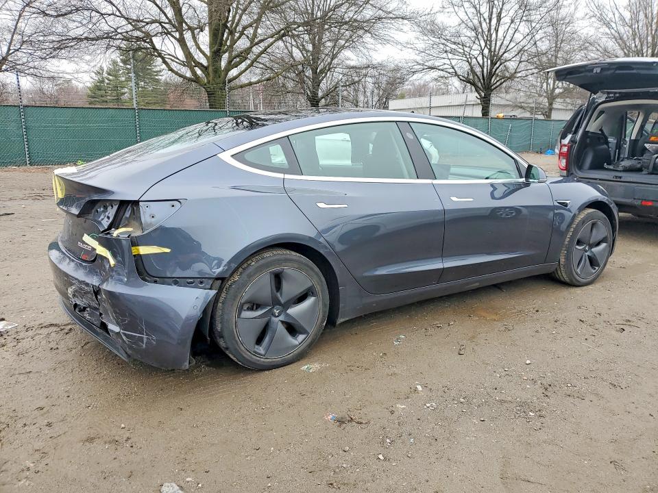 Продажа на аукционе авто 2019 Tesla Model 3, vin: 5YJ3E1EB3KF386853, номер лота: 78302355