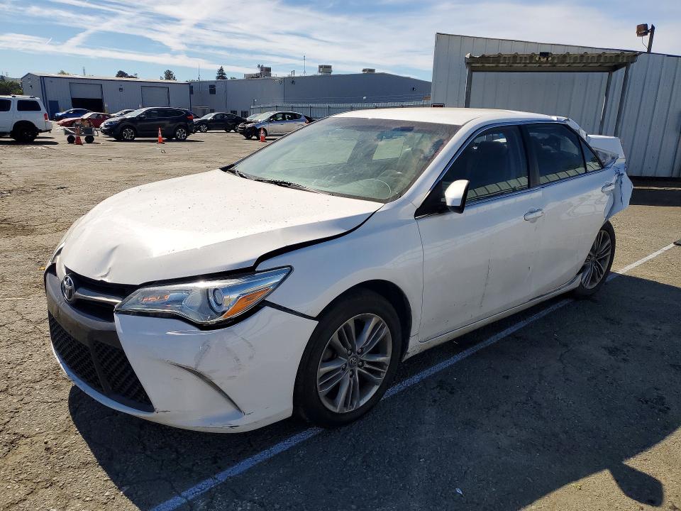 2016 Toyt Camry მანქანა იყიდება აუქციონზე, vin: 4T1BF1FK4GU189286, აუქციონის ნომერი: 47455846