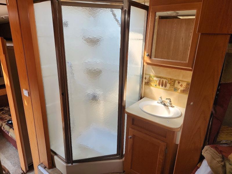 Продаж на аукціоні авто 2008 Heartland Rv Sundance 3, vin: 5SFGF33288E008290, номер лоту: 45492346