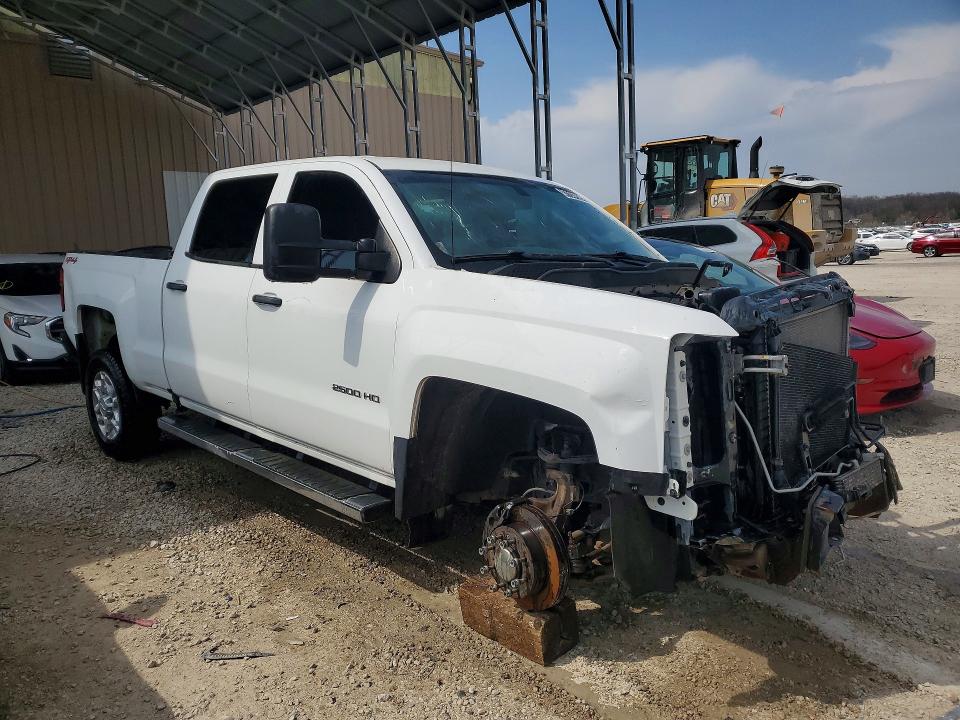 Продаж на аукціоні авто 2018 Chevrolet Silverado, vin: 1GC1KUEG5JF240610, номер лоту: 53178006