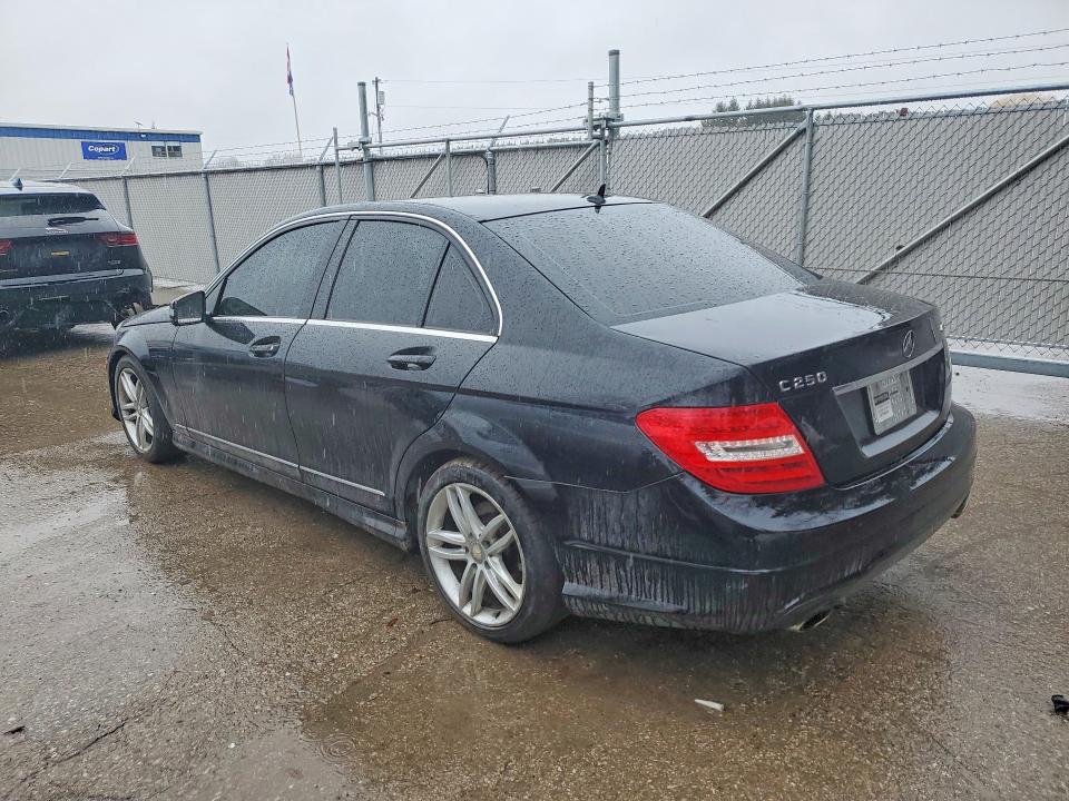 Продажа на аукционе авто 2012 Mercedes-benz C, vin: WDDGF8FB3CA735614, номер лота: 42070966