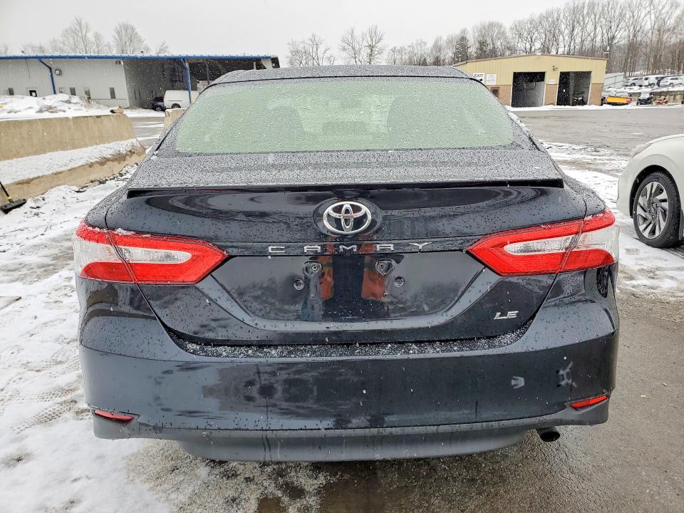79127755 :رقم المزاد ، JTNB11HK7J3007153 vin ، 2018 Toyota Camry مزاد بيع
