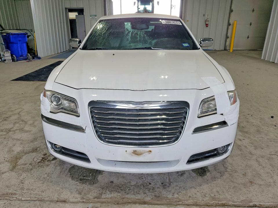 2012 Chrysler 300 მანქანა იყიდება აუქციონზე, vin: 2C3CCACG1CH123796, აუქციონის ნომერი: 47230366