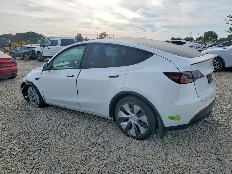 47952816 :رقم المزاد ، 7SAYGDEE9PF635887 vin ، 2023 Tesla Model Y مزاد بيع
