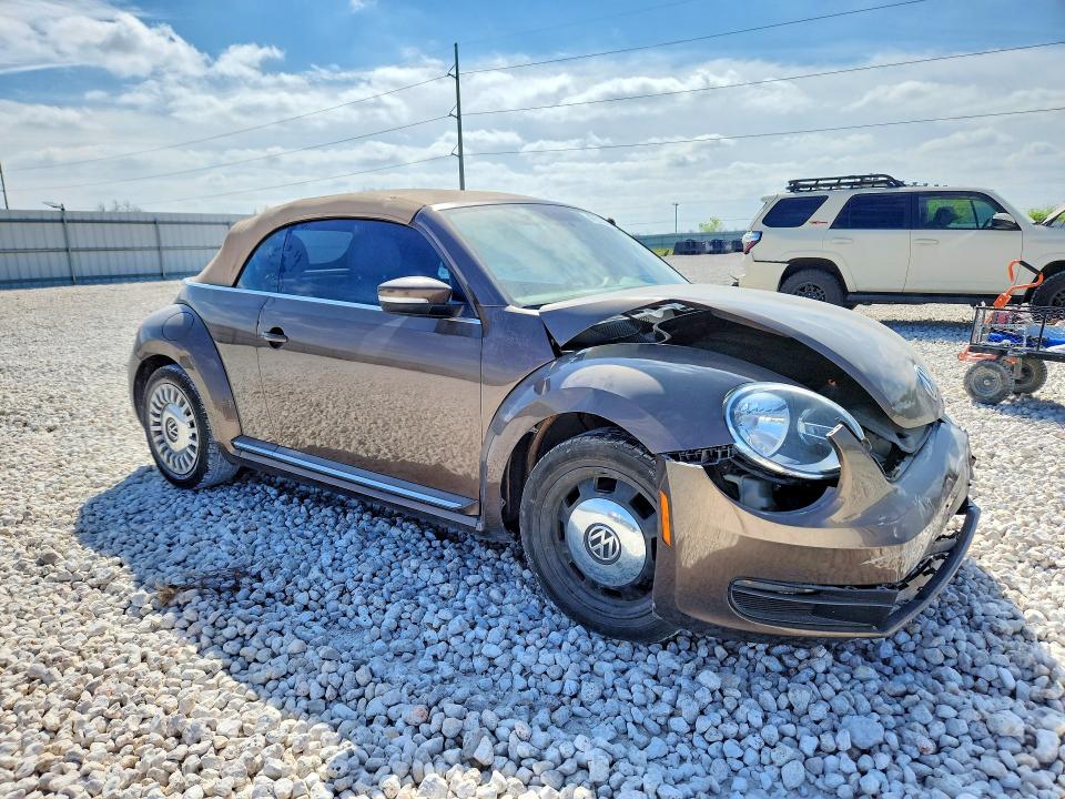 2013 Volkswagen Beetle მანქანა იყიდება აუქციონზე, vin: 3VW5X7AT4DM829060, აუქციონის ნომერი: 47215666