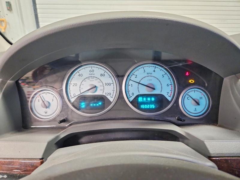 41649596 :رقم المزاد ، 2A4RR5D1XAR204240 vin ، 2010 Chrysler Town & Country مزاد بيع