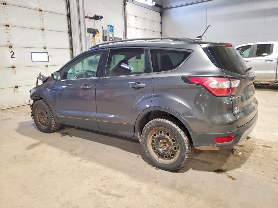 47322906 :رقم المزاد ، 1FMCU9GDXJUA00642 vin ، 2018 Ford Escape مزاد بيع