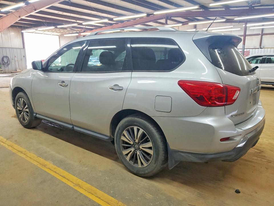 47806016 :رقم المزاد ، 5N1DR2MM0HC629456 vin ، 2017 Nissan Pathfinder مزاد بيع