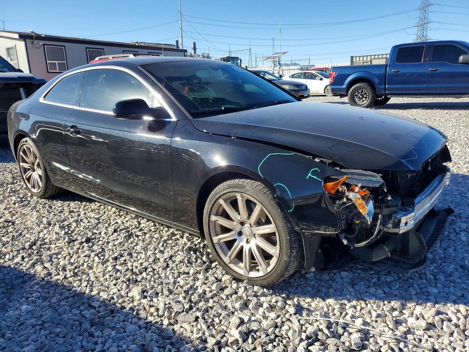 Продажа на аукционе авто 2011 Audi A5, vin: WAUVFAFR5BA071818, номер лота: 45464796