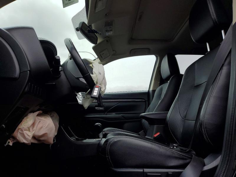 46277456 :رقم المزاد ، JA4AZ2A38GZ611229 vin ، 2016 Mitsubishi Outlander مزاد بيع