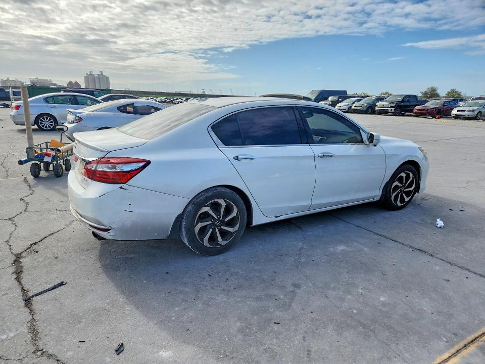 Продаж на аукціоні авто 2016 Honda Accord, vin: 1HGCR3F07GA010459, номер лоту: 79427725