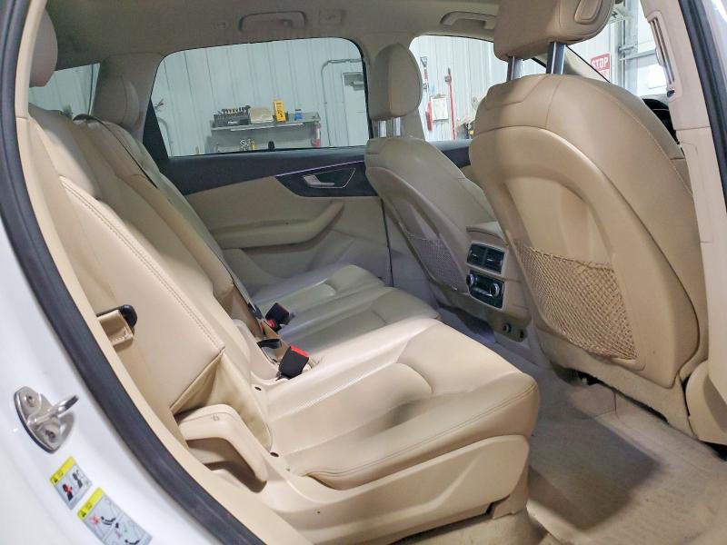 41785056 :رقم المزاد ، WA1VAAF79JD047464 vin ، 2018 Audi Q7 مزاد بيع
