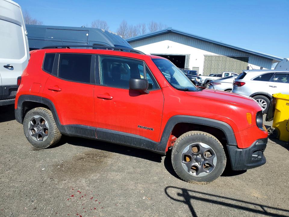 2016 Jeep Renegade მანქანა იყიდება აუქციონზე, vin: ZACCJBAT5GPD89575, აუქციონის ნომერი: 47353056