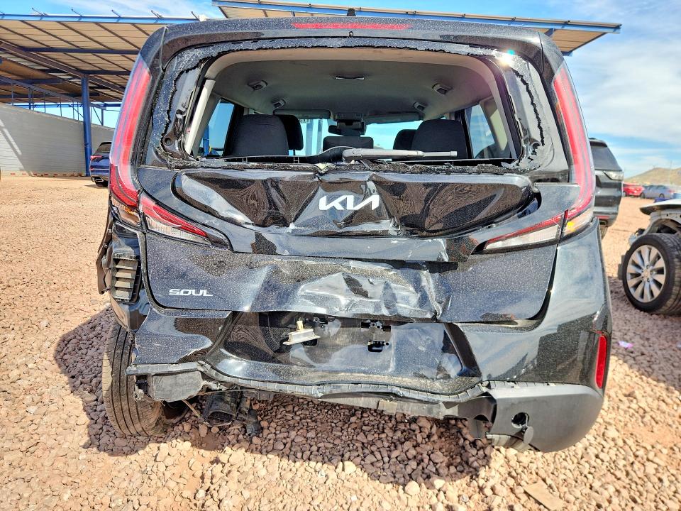 79905615 :رقم المزاد ، KNDJ23AU2P7842874 vin ، 2023 Kia Soul مزاد بيع