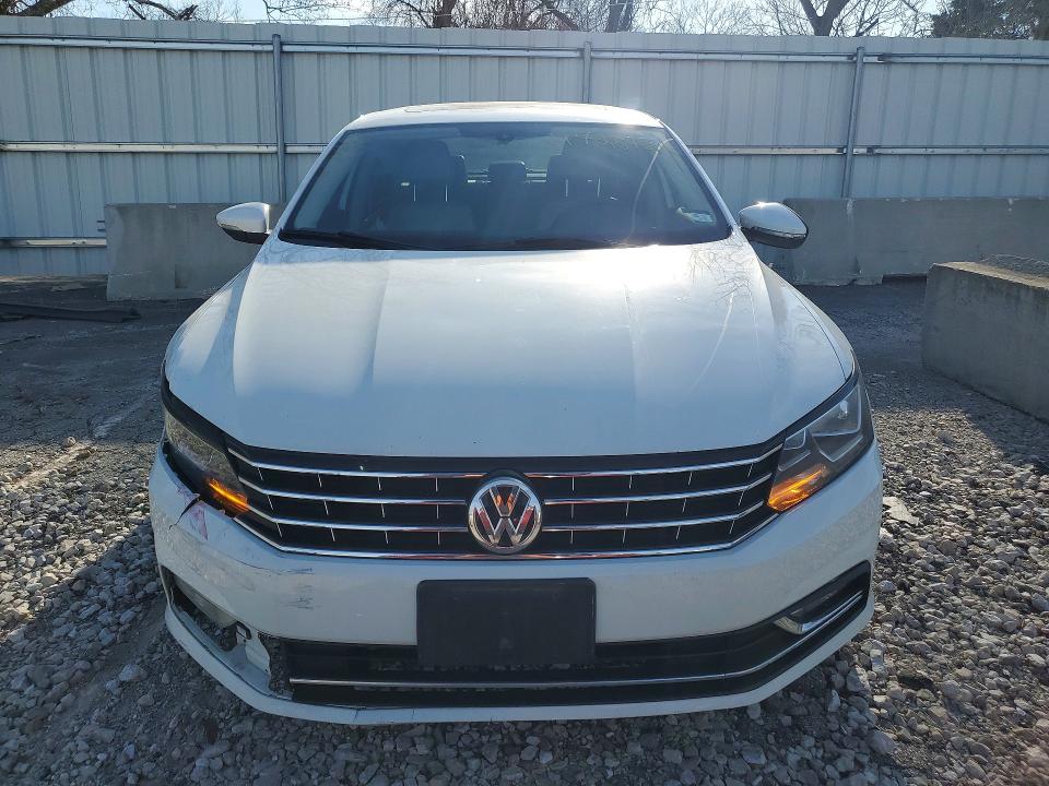 47287606 :رقم المزاد ، 1VWCS7A36GC018923 vin ، 2016 Volkswagen Passat مزاد بيع