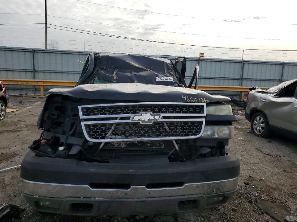 46204366 :رقم المزاد ، 1GCHK33UX5F931056 vin ، 2005 Chev/geo Truck Medium Duty/box Trucks مزاد بيع